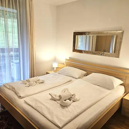 Franca Apartment *